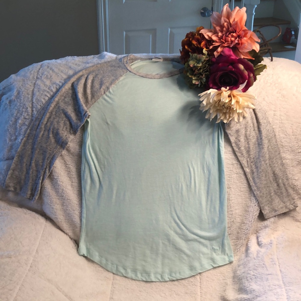 EUC PINK Victoria Secret long sleeve Tee, medium